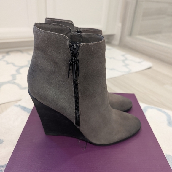 Fergie wedge heeled bootie. Zip on both sides. Fawn color. 8.5 - Picture 3 of 6